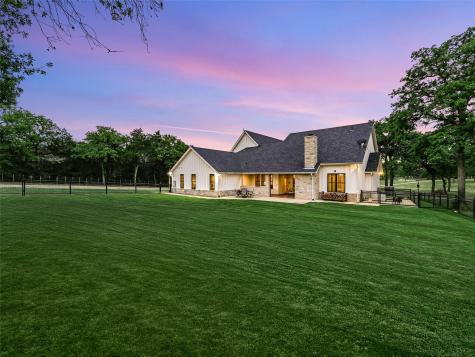 2590 Fm 535 Rosanky TX 78953