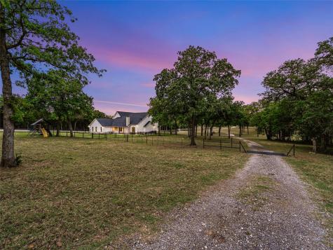 2590 Fm 535 Rosanky TX 78953