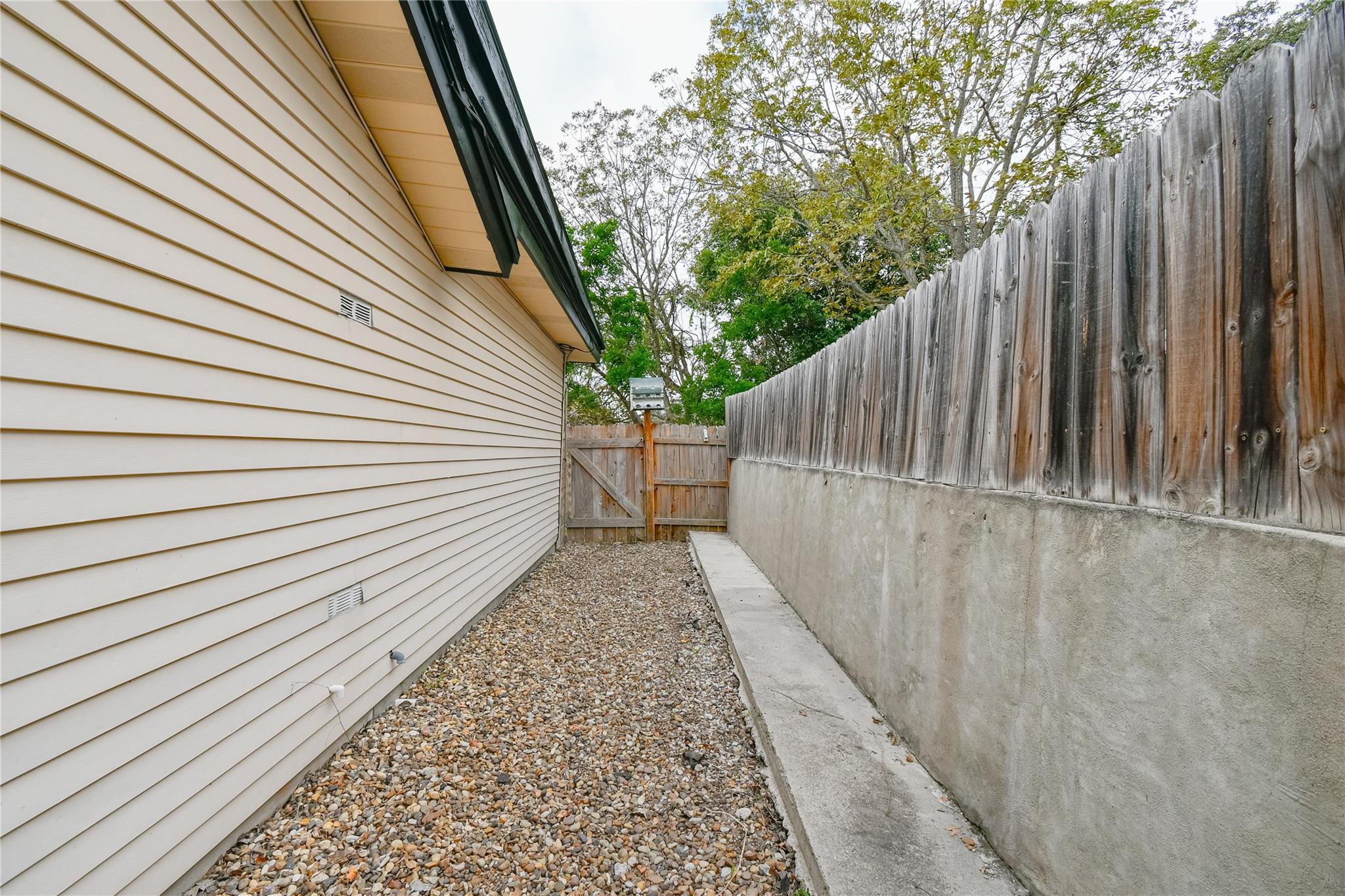 12605 Moss Hollow Street San Antonio TX 78233