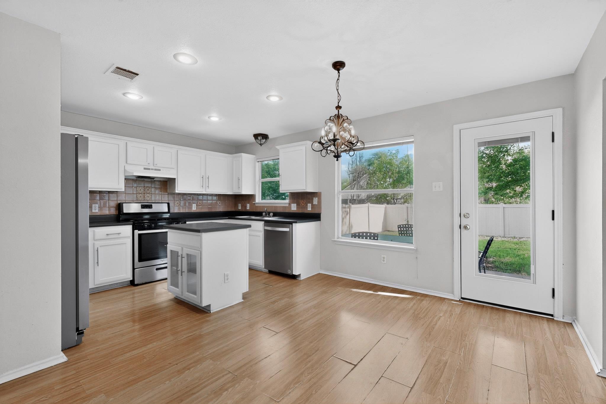 3412 Texas Topaz Drive Austin TX 78728