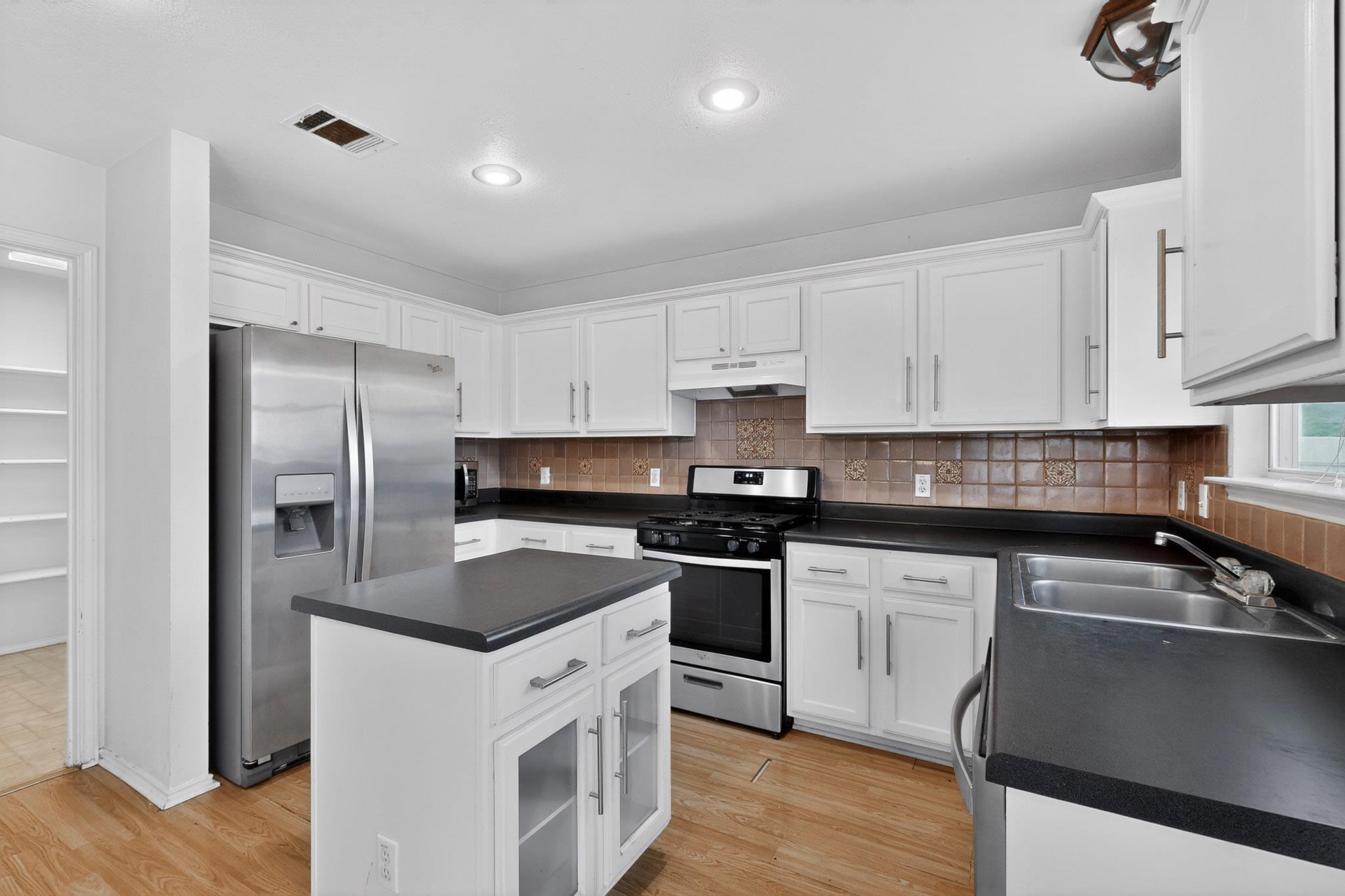 3412 Texas Topaz Drive Austin TX 78728