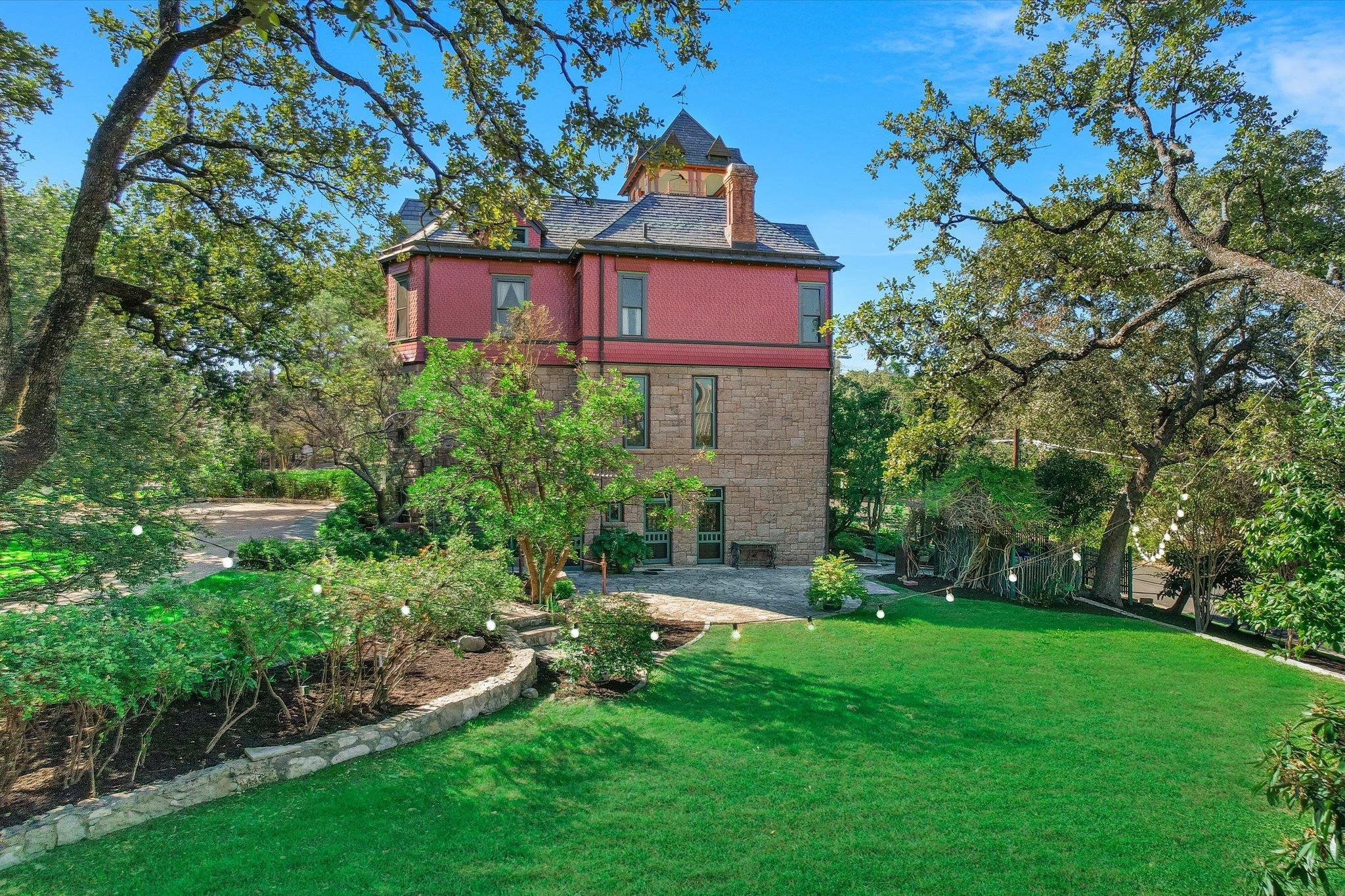 400 Academy Drive Austin TX 78704