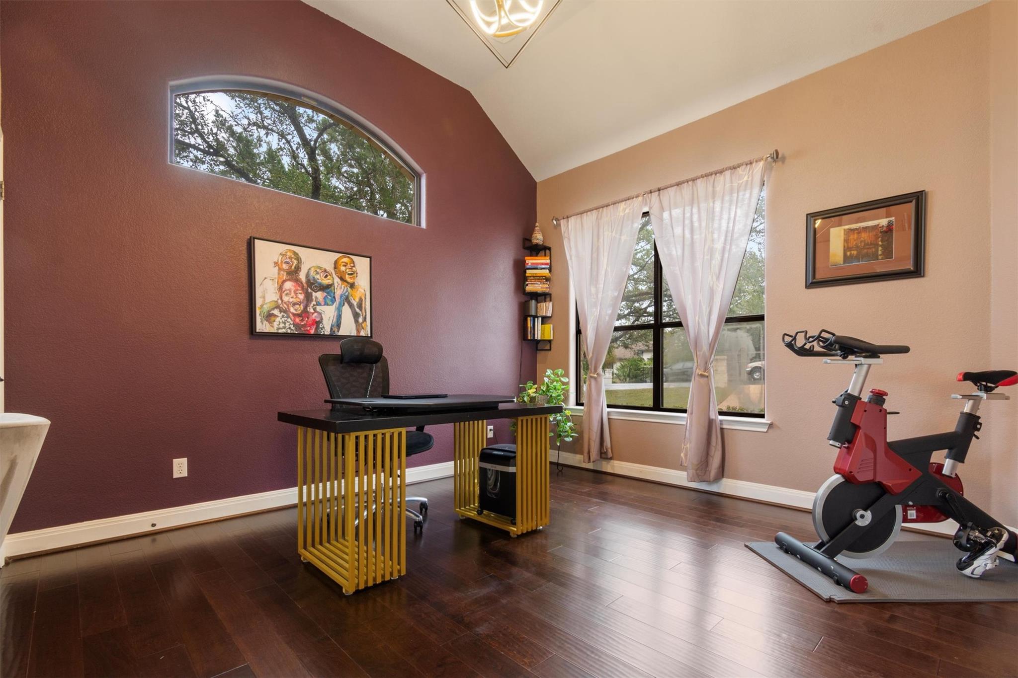 6 Monarch Oaks Lane The Hills TX 78738