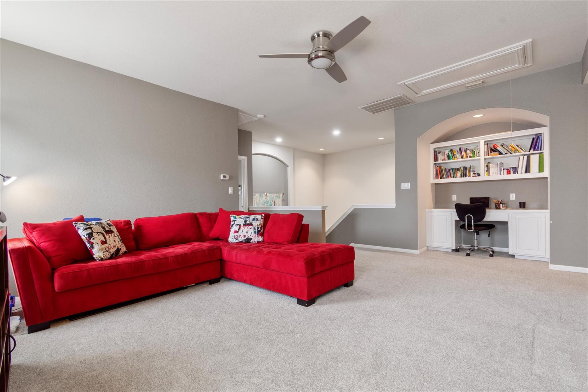 6 Monarch Oaks Lane The Hills TX 78738