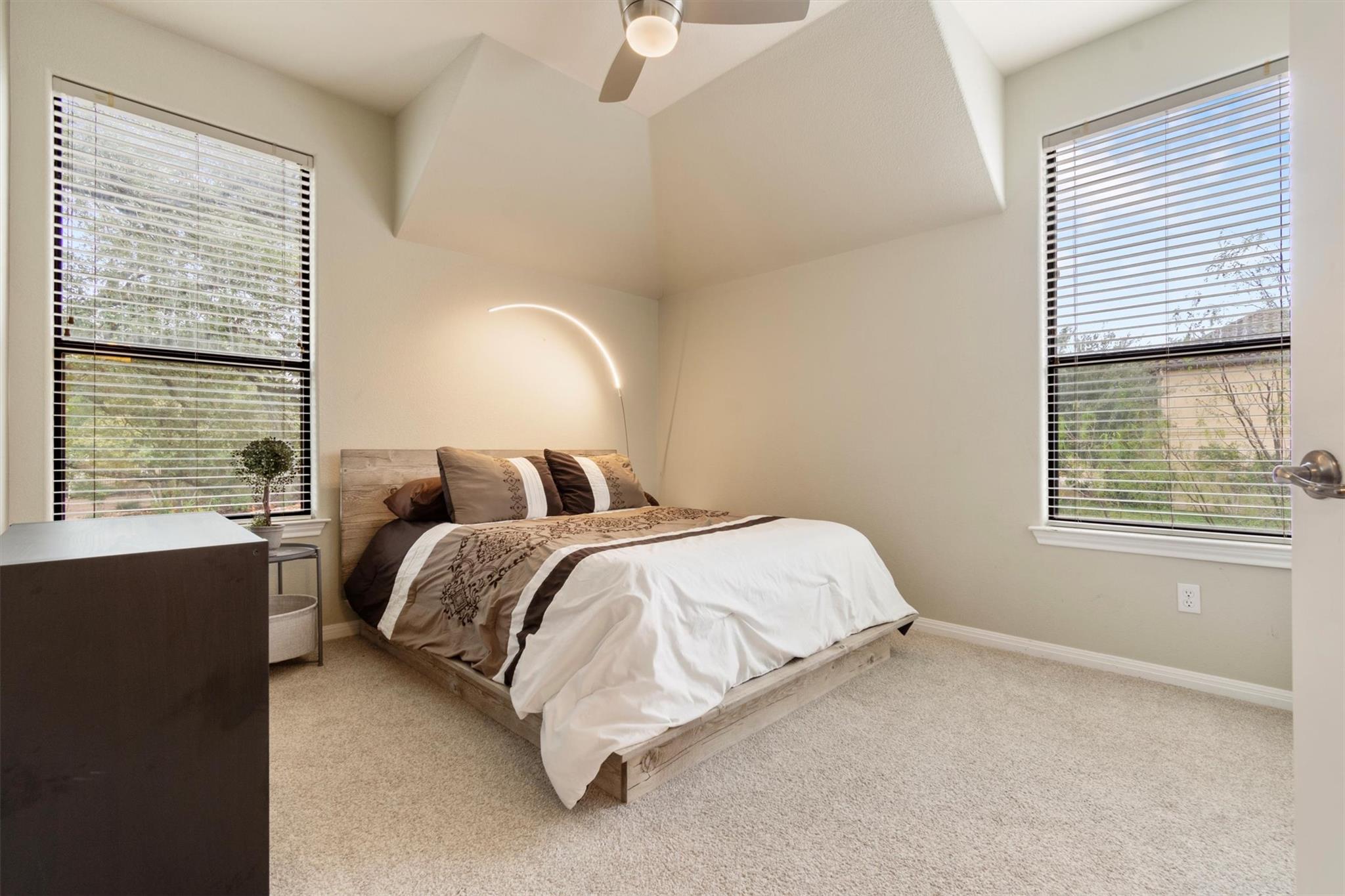 6 Monarch Oaks Lane The Hills TX 78738