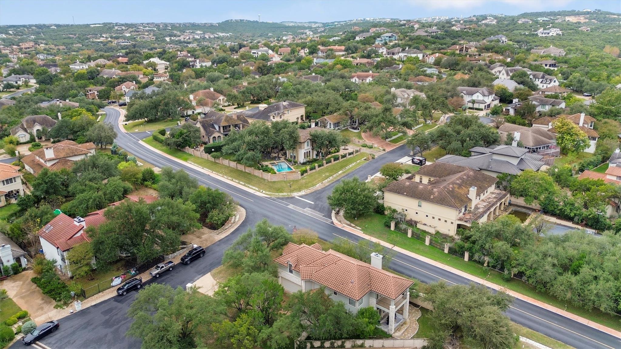 6 Monarch Oaks Lane The Hills TX 78738