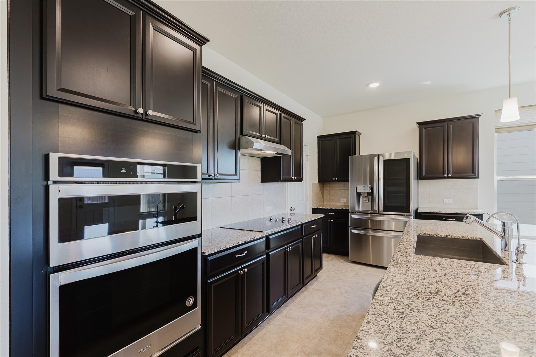529 Gray Hawk Ridge Leander TX 78641