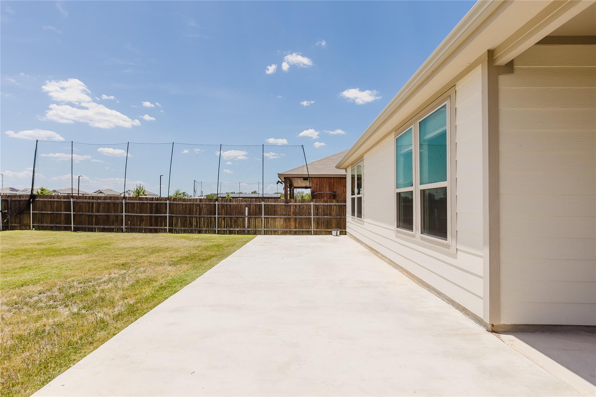 529 Gray Hawk Ridge Leander TX 78641