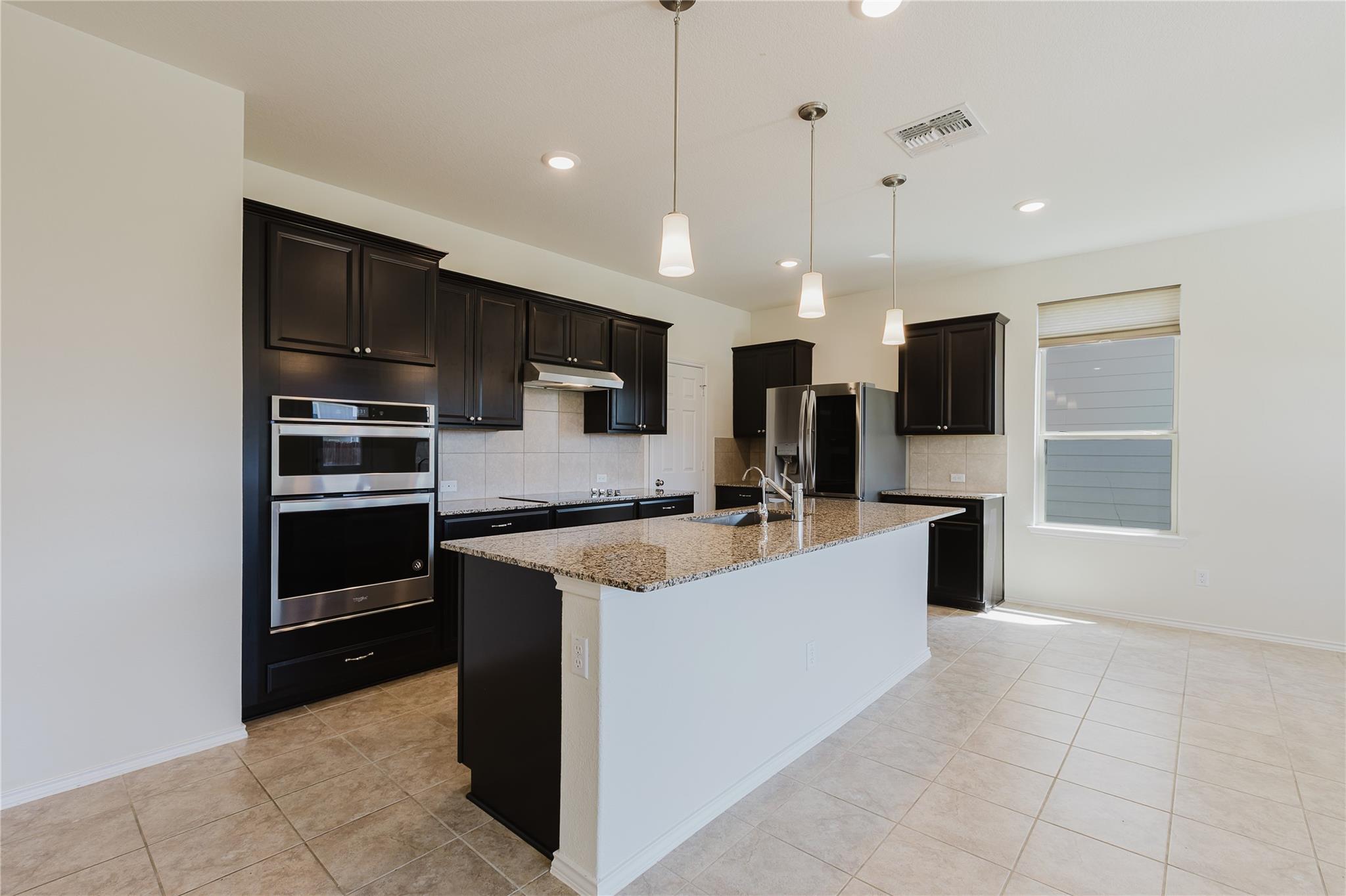 529 Gray Hawk Ridge Leander TX 78641