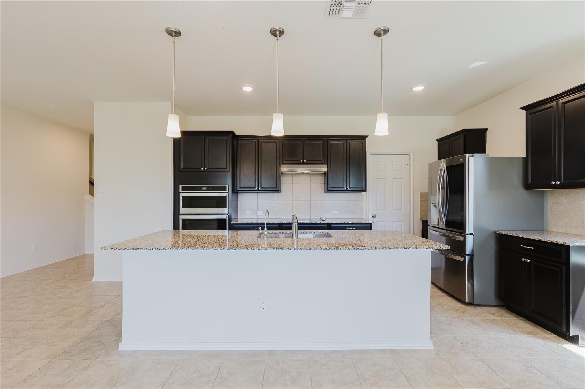 529 Gray Hawk Ridge Leander TX 78641