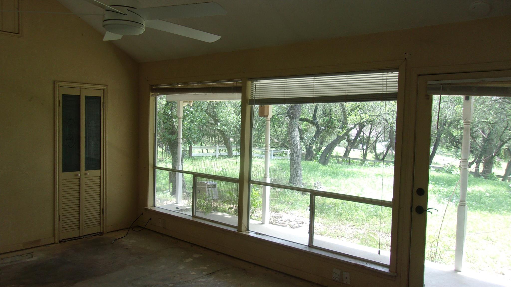 702 Cottonwood Creek Road Dripping Springs TX 78620