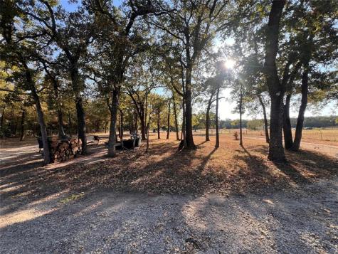 333 Northwood Circle Rockdale TX 76567