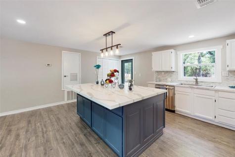 333 Northwood Circle Rockdale TX 76567