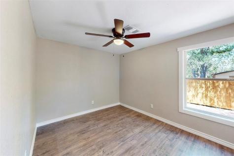 333 Northwood Circle Rockdale TX 76567