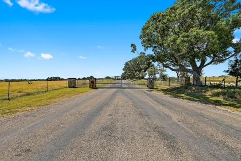 560 Saddle Ridge Drive Bertram TX 78605