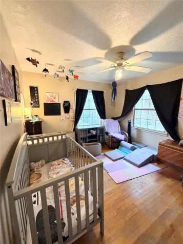 531 E Houston Street Giddings TX 78942