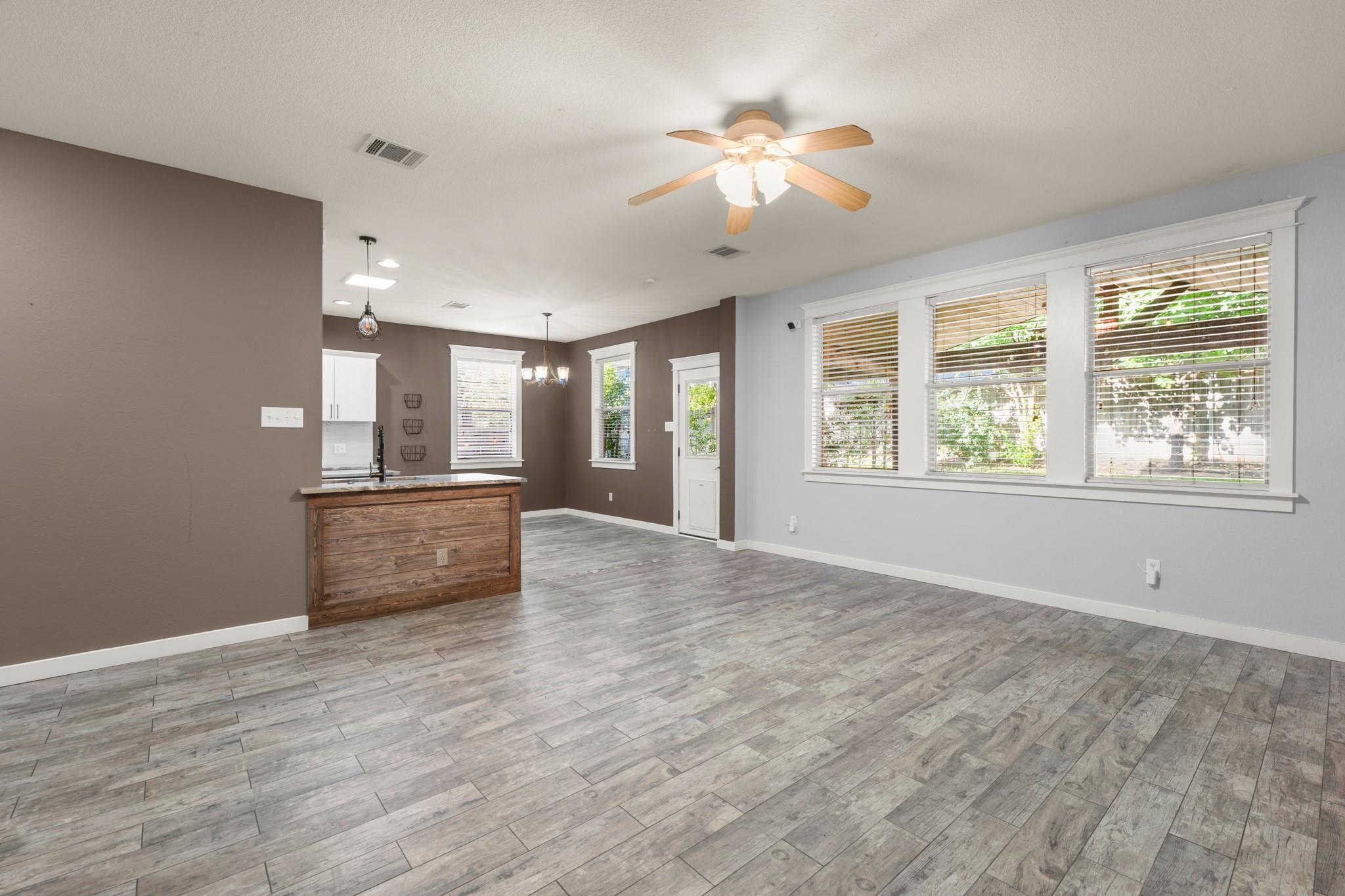 411 Olmos Drive Leander TX 78641