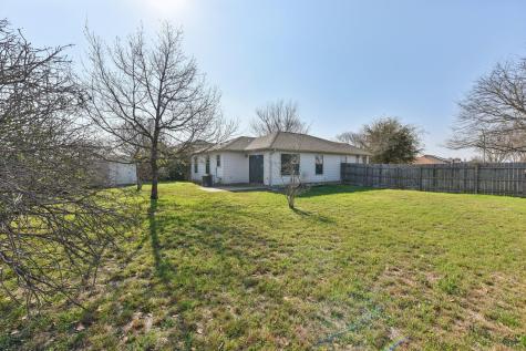 101 Bandera Woods Boulevard Elgin TX 78621