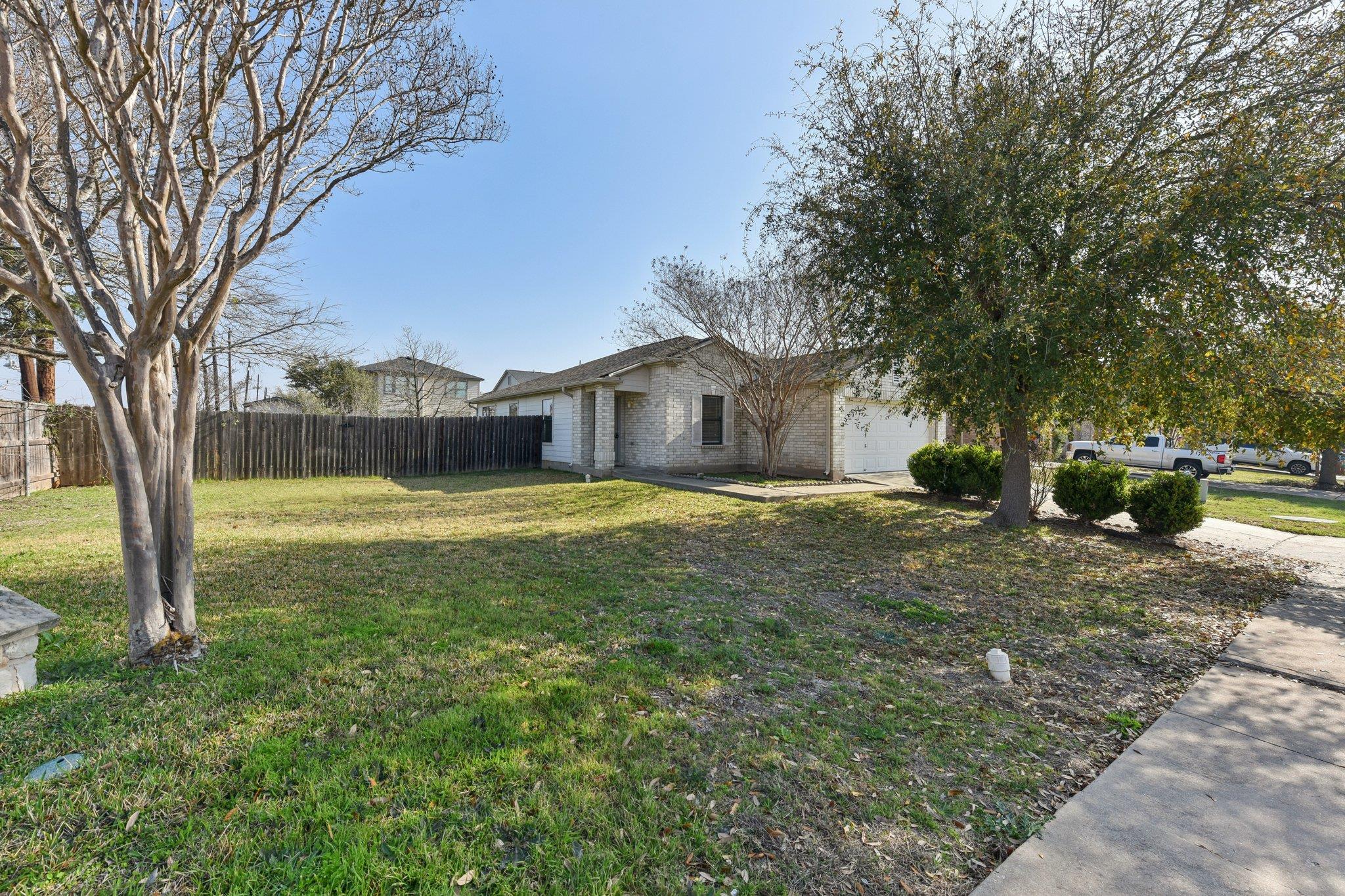 101 Bandera Woods Boulevard Elgin TX 78621