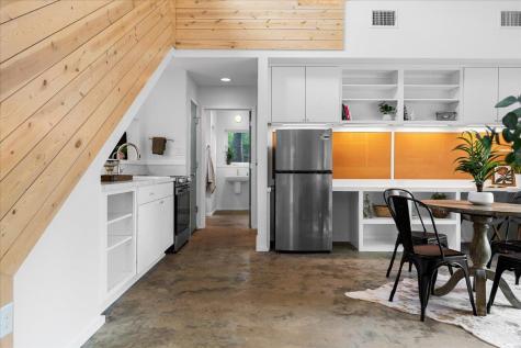 1808 Forest Hill Drive Austin TX 78745