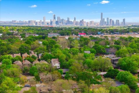 1808 Forest Hill Drive Austin TX 78745