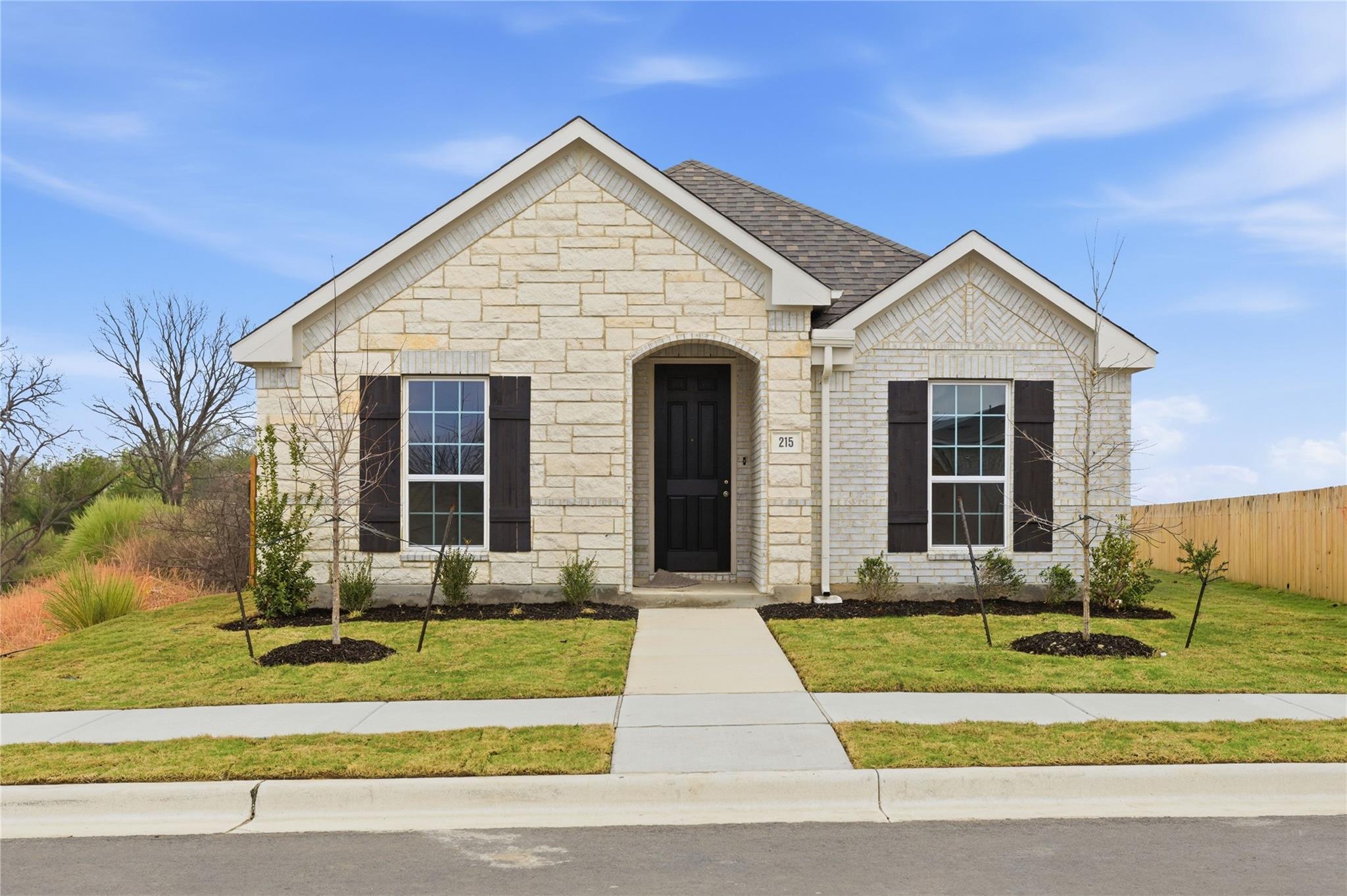 215 Bellie Lane Kyle TX 78640