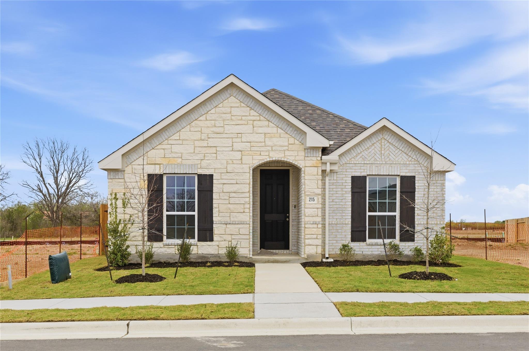 215 Bellie Lane Kyle TX 78640