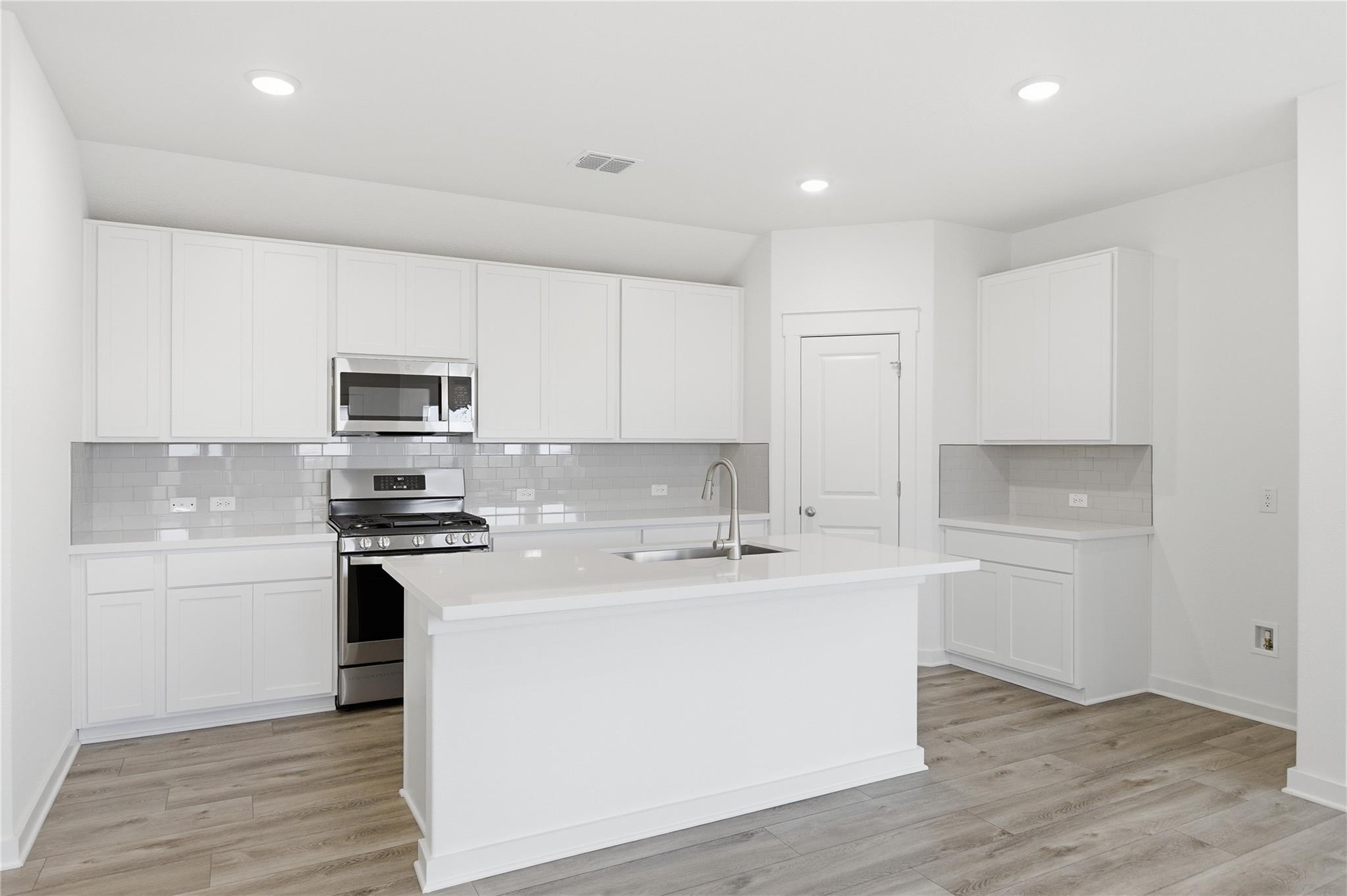 215 Bellie Lane Kyle TX 78640