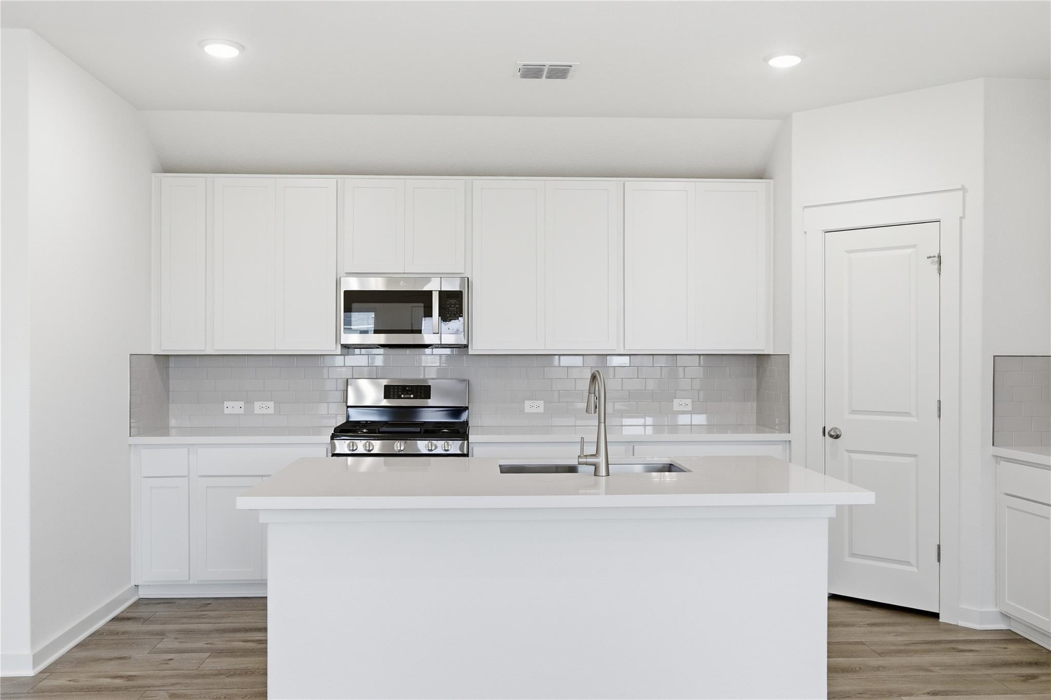 215 Bellie Lane Kyle TX 78640