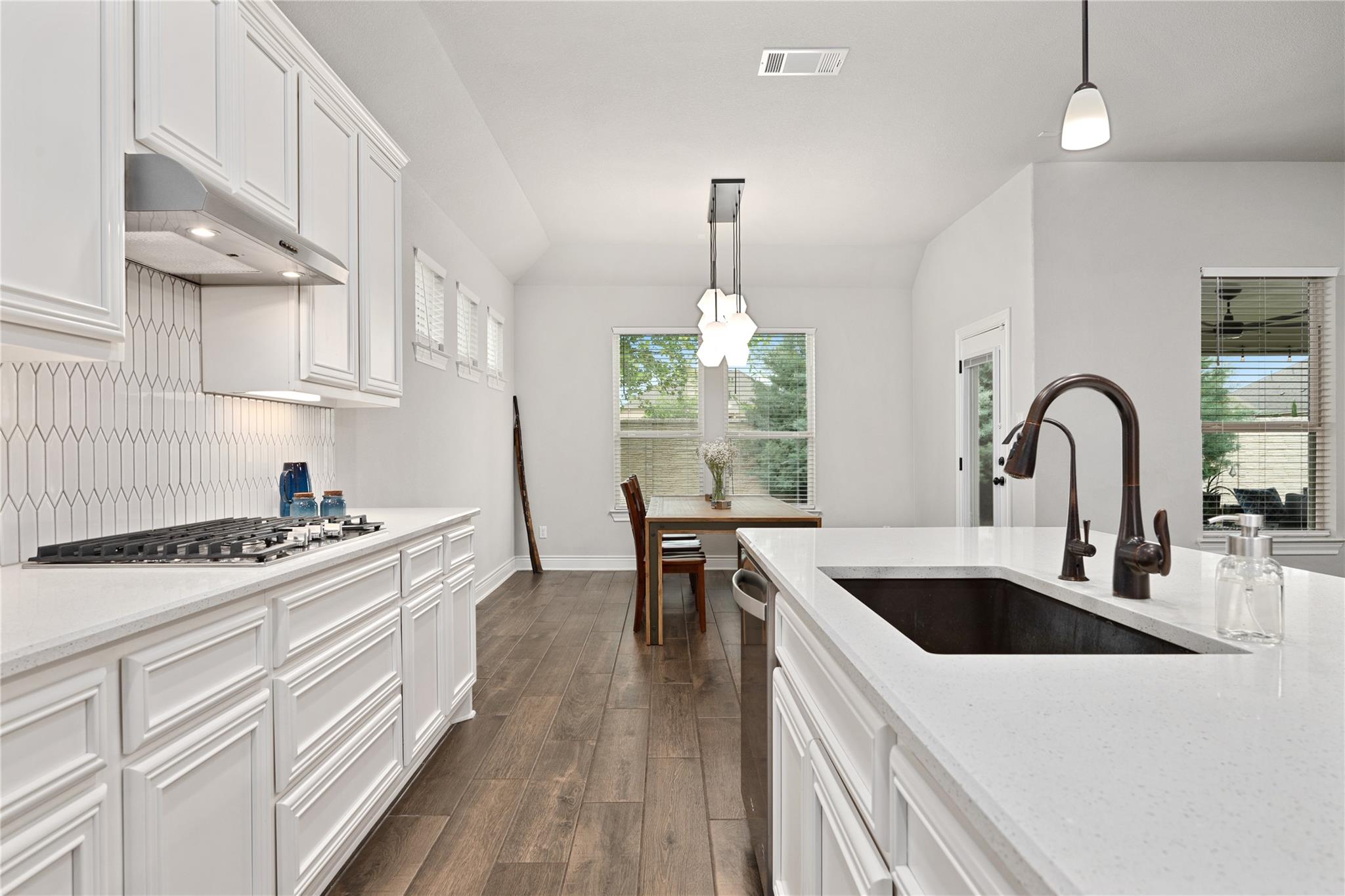 20216 Clare Island Bend Pflugerville TX 78660