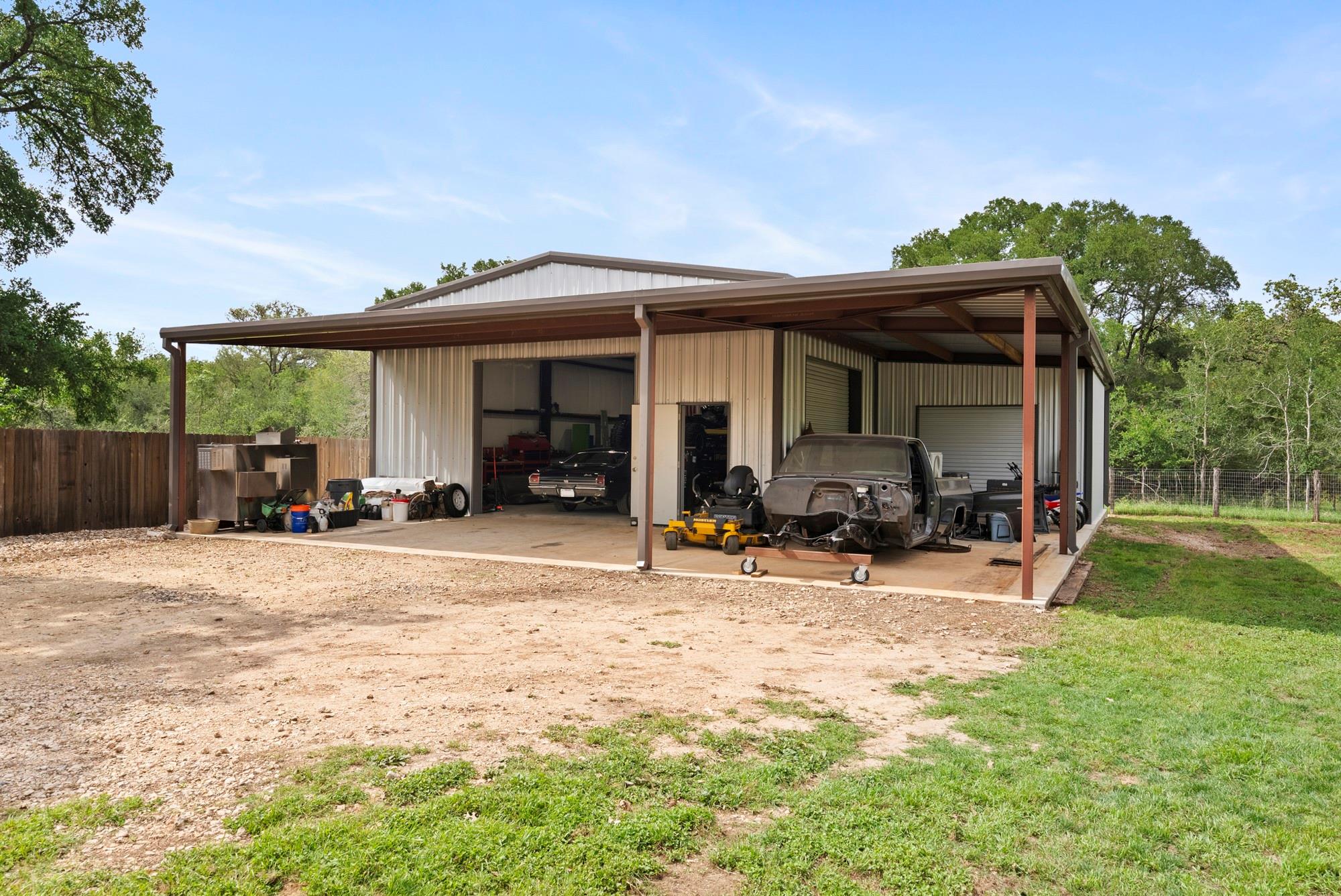 2802 Robin Road Manchaca TX 78652