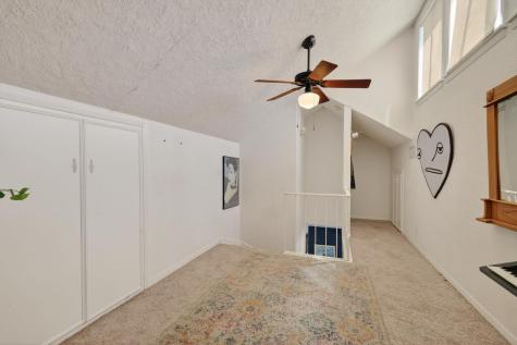 12 Creekwood Drive Schulenburg TX 78956