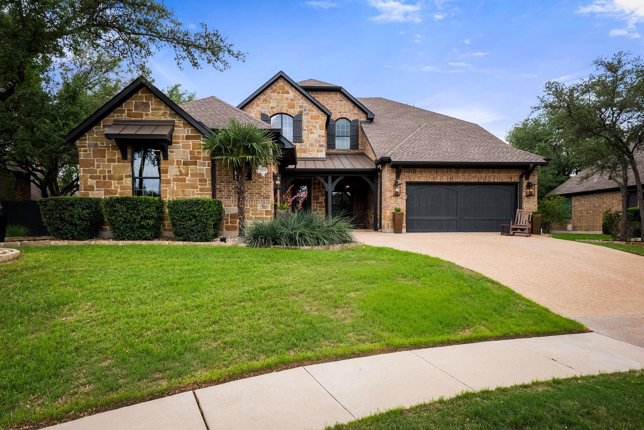 208 Santaluz Lane Austin TX 78732