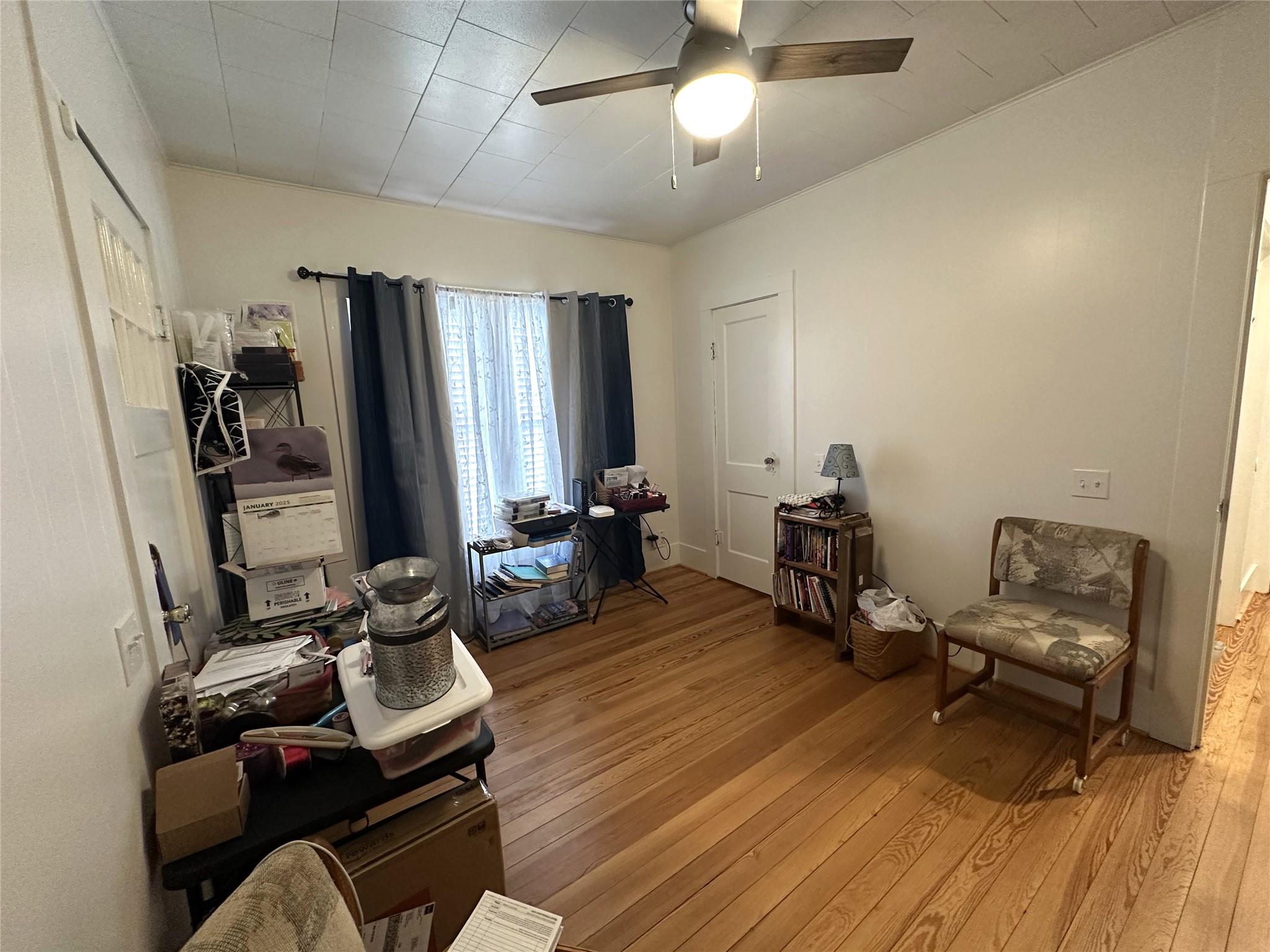 129 E Crockett Street La Grange TX 78945