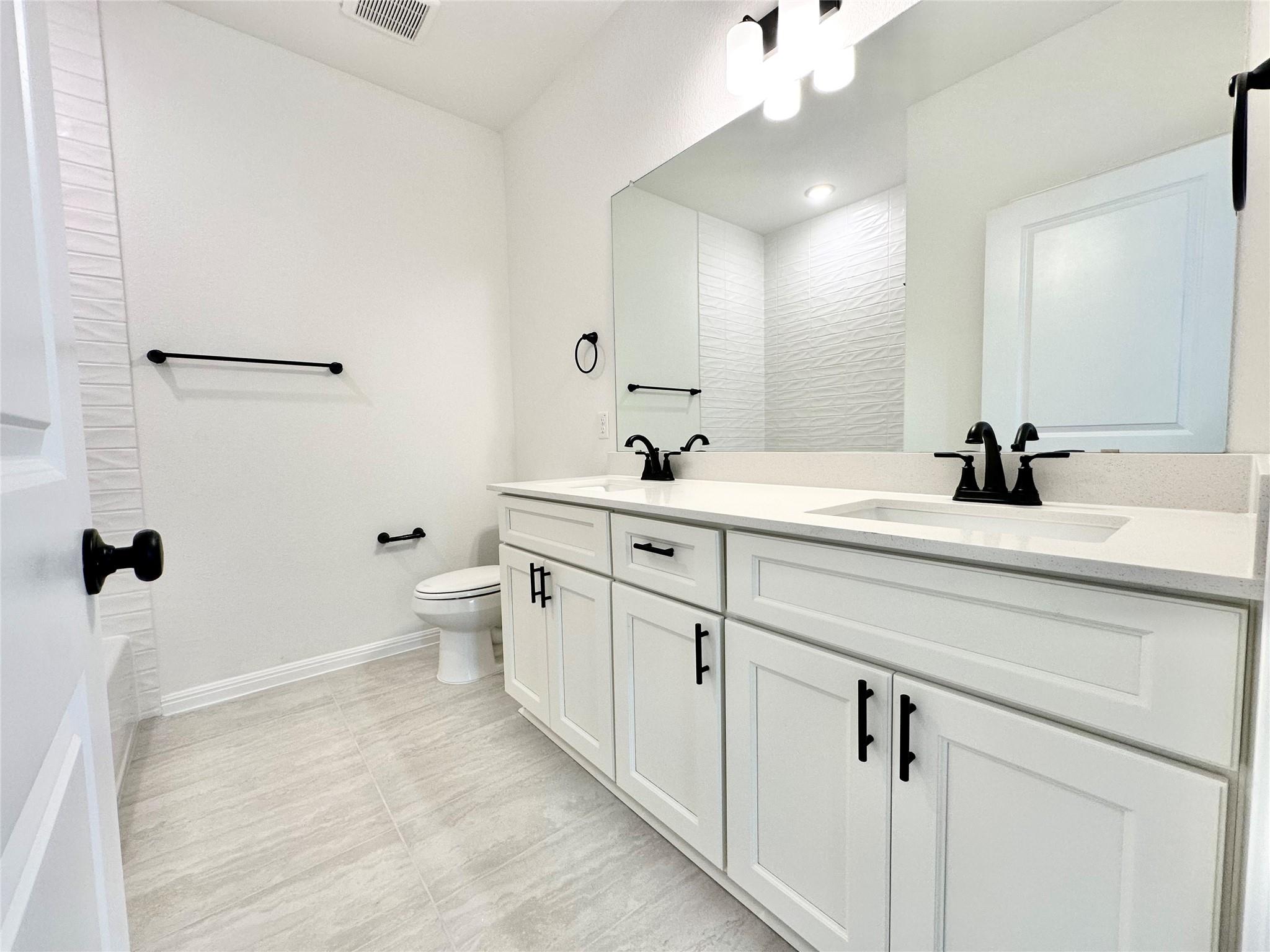 436 Treadwell Lane Kyle TX 78640