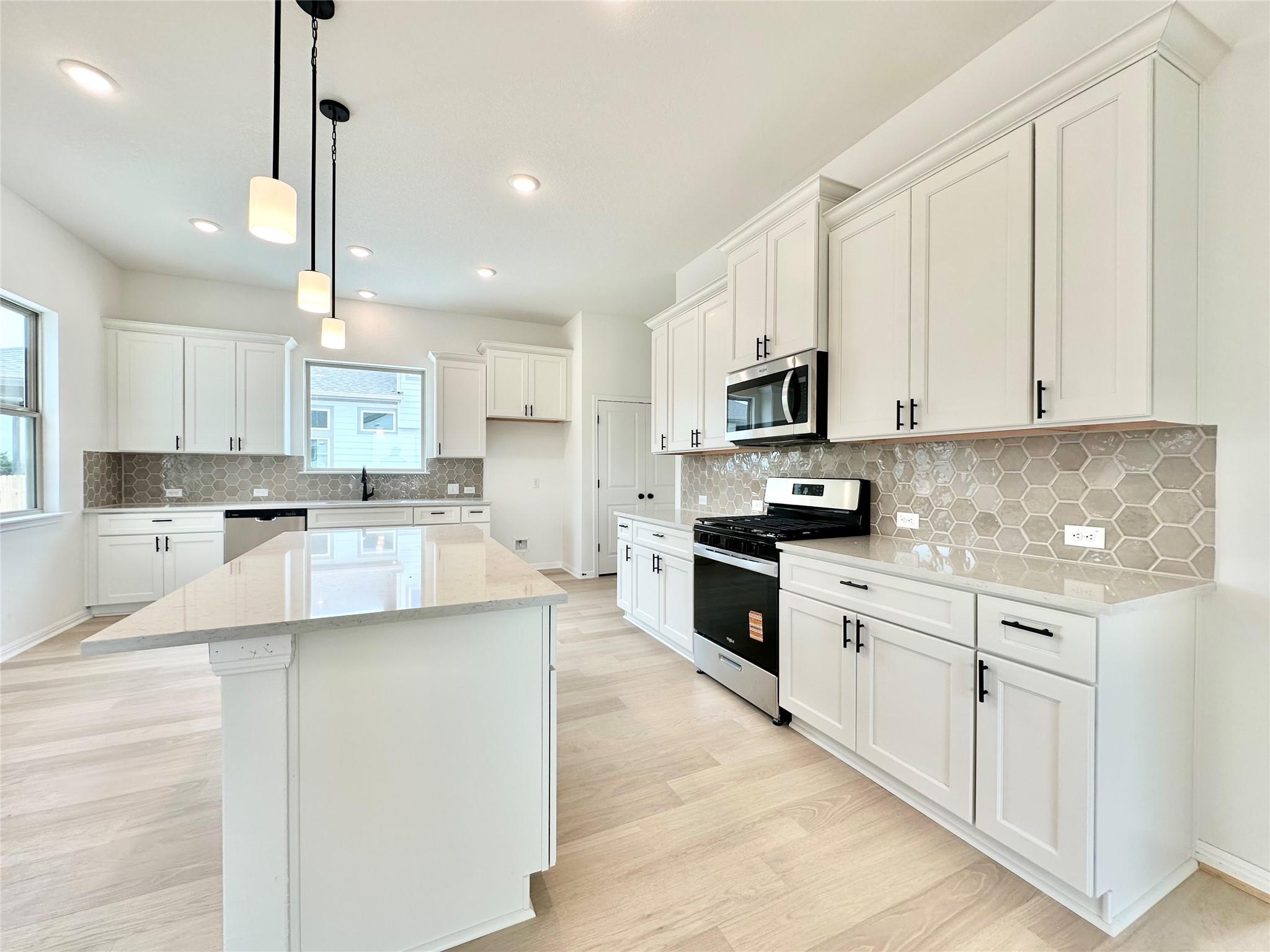 436 Treadwell Lane Kyle TX 78640