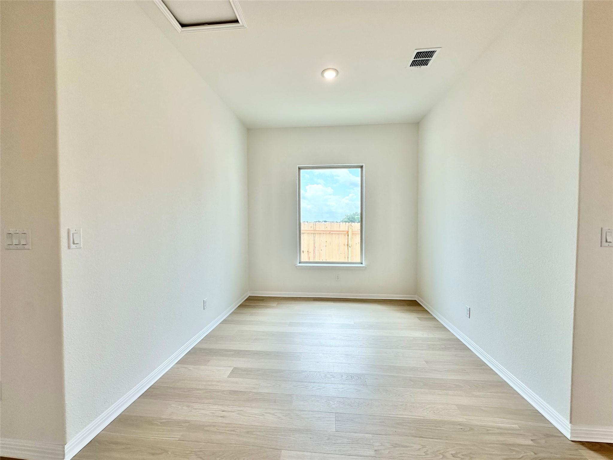 436 Treadwell Lane Kyle TX 78640