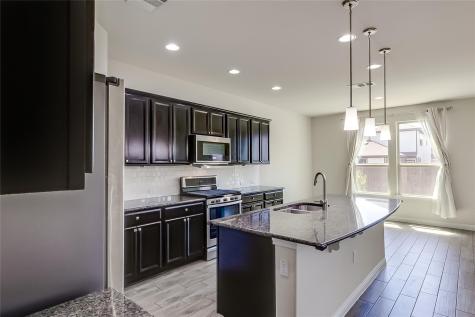 1005 Cold Bear Cove Austin TX 78748