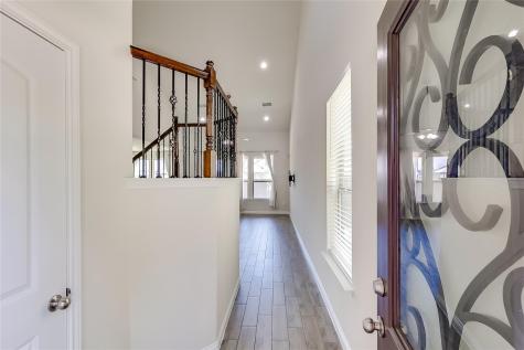 1005 Cold Bear Cove Austin TX 78748