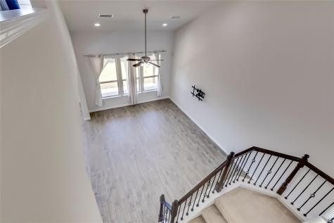 1005 Cold Bear Cove Austin TX 78748