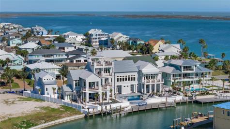 305 Estes Drive Rockport TX 78382