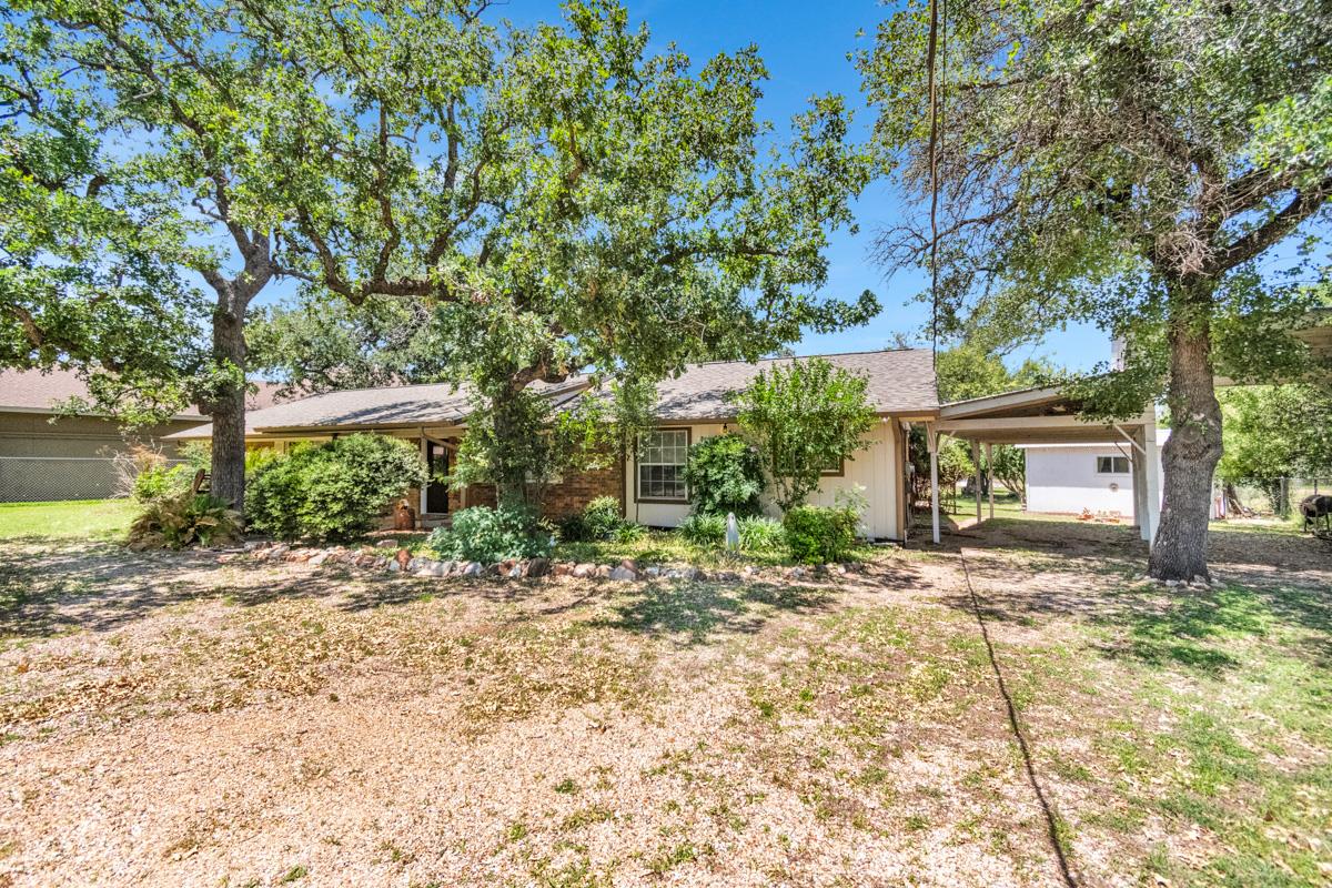 105 Agarita Drive Burnet TX 78611