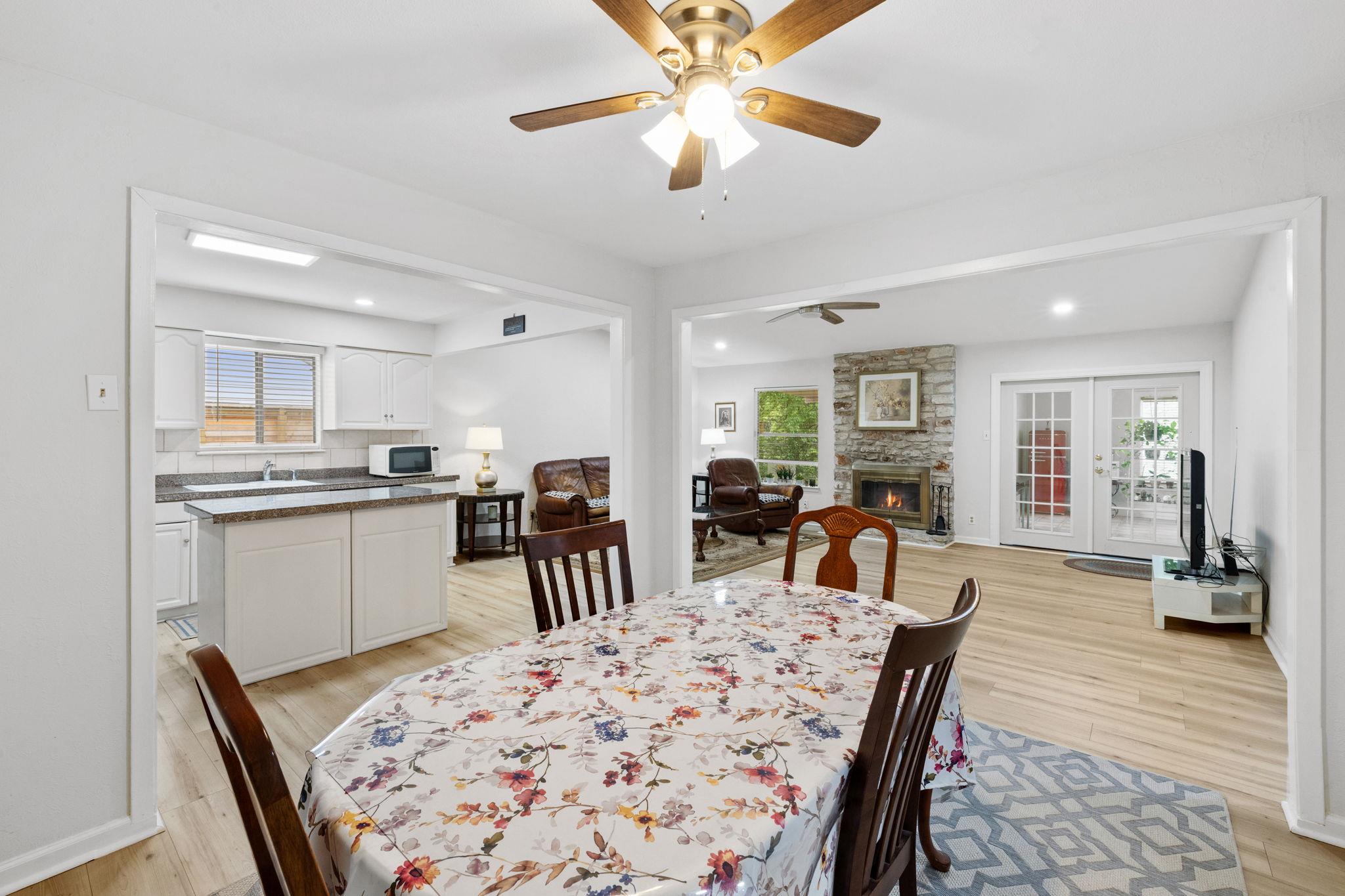 607 Elderberry Cove Austin TX 78745