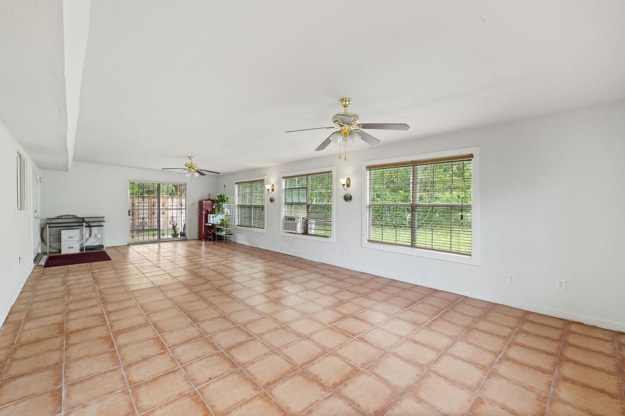 607 Elderberry Cove Austin TX 78745