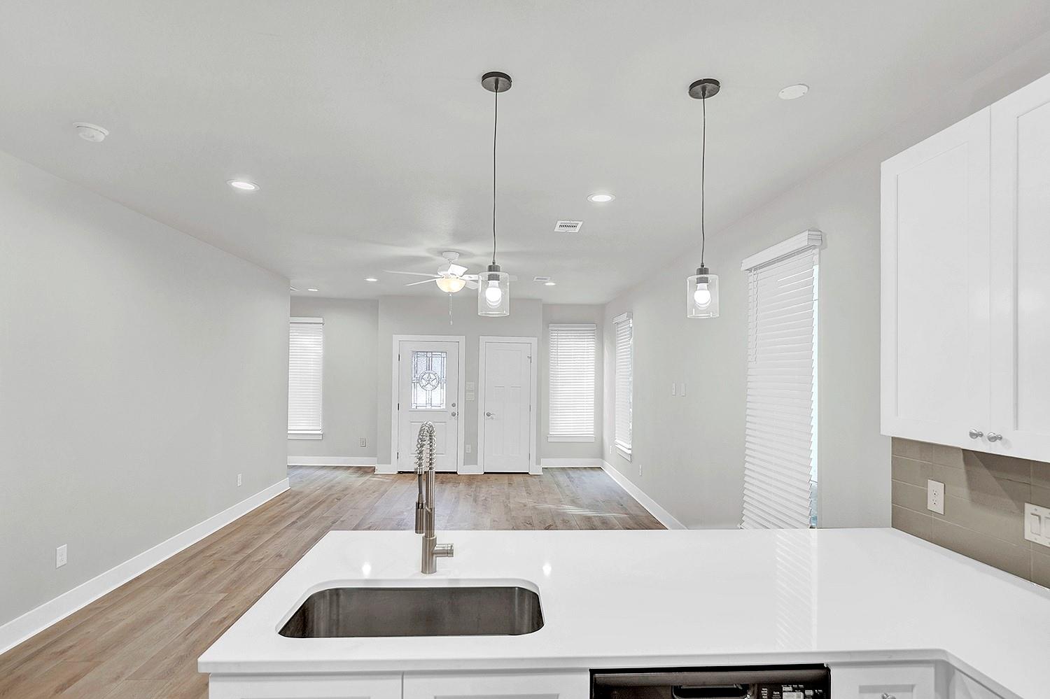 400 Shady Bluff Drive Wimberley TX 78676