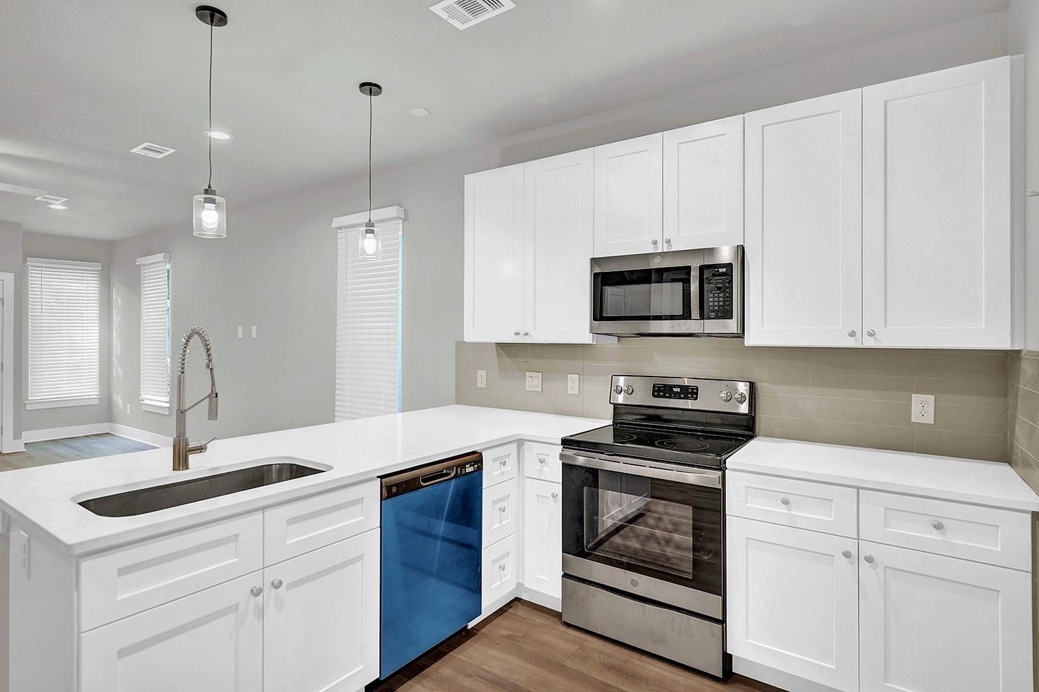 400 Shady Bluff Drive Wimberley TX 78676
