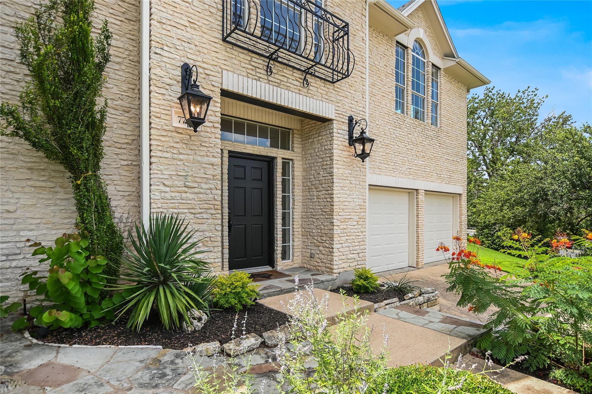 7716 Lakewood Drive Austin TX 78750