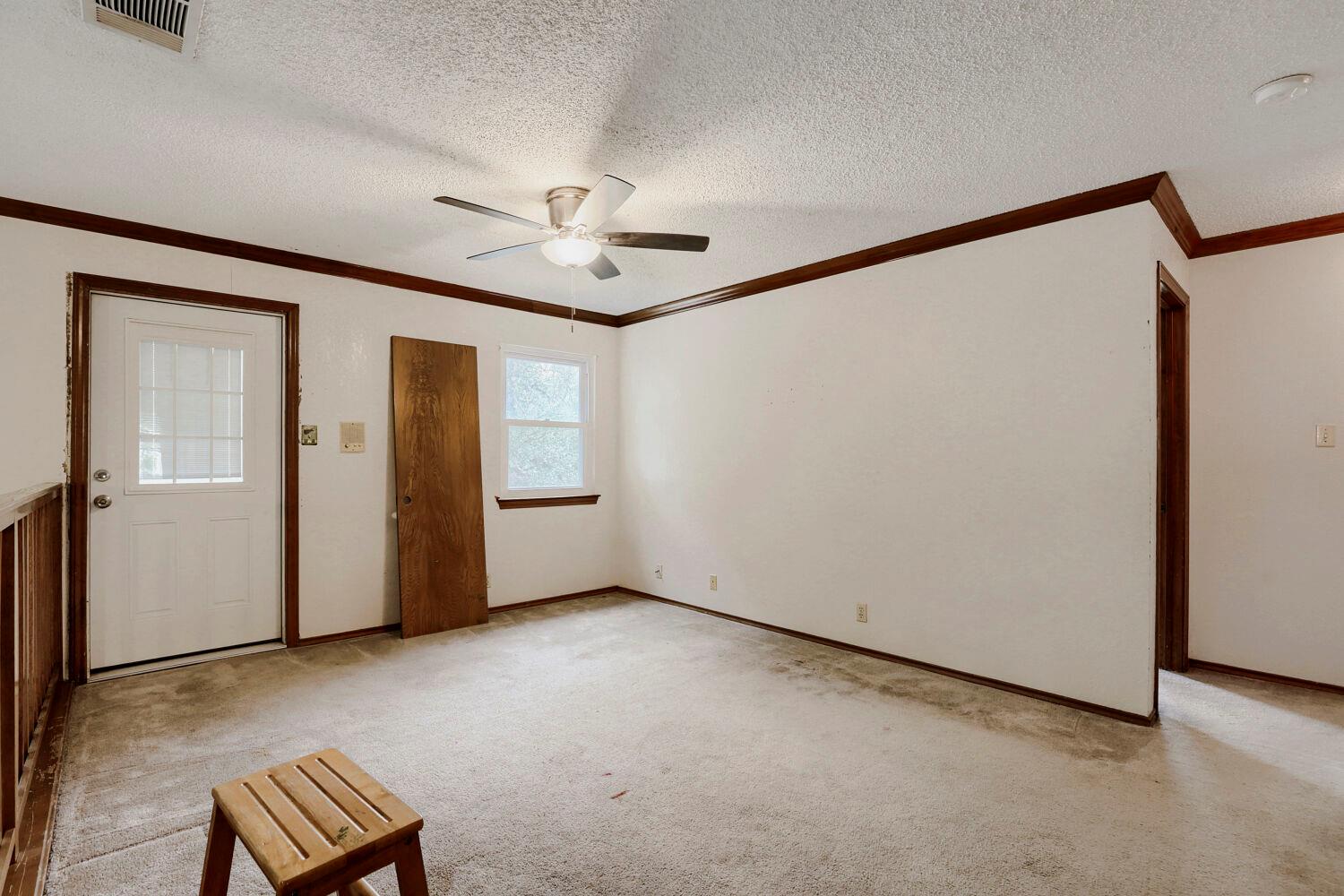215 Dewberry Cove Buda TX 78610