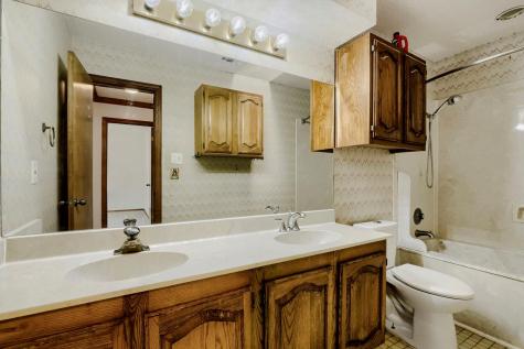 215 Dewberry Cove Buda TX 78610