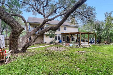 215 Dewberry Cove Buda TX 78610